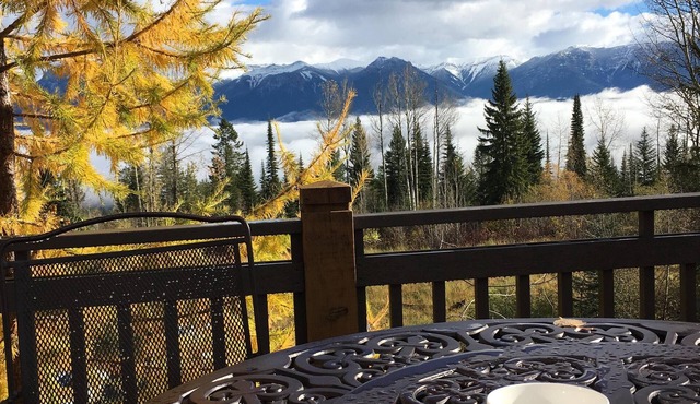 Spectacular Top Floor 2 Br W/Hot Tub and Panoramic View in Golden