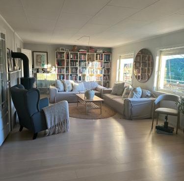 Stort hus med utsikt, hage og veranda Kristiansand in Kristiansand