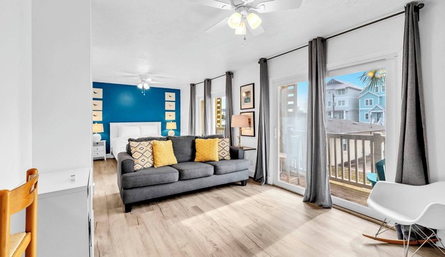 🌴Studio with Gulf View, Steps from the Beach | Surfwinds #3🌴 in Panama City