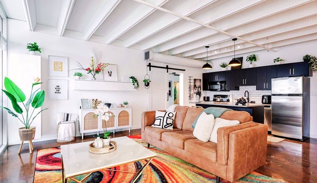 Stunning 2 Bedroom Loft with heated parking in the heart of the ICE DISTRICT. in Edmonton