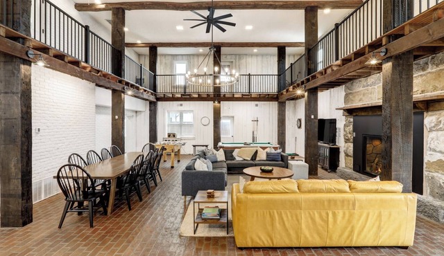 The Barn at Legacy Manor in Lancaster