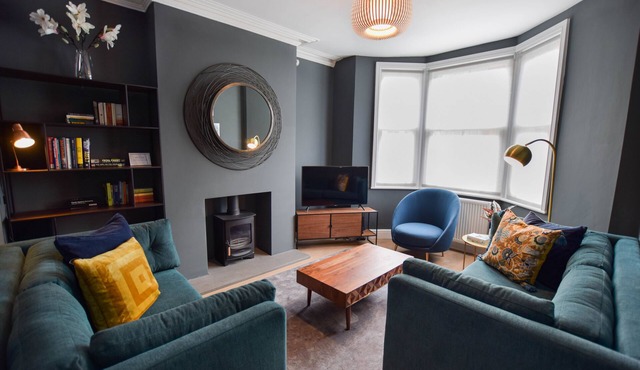 Unique 4 Bedroom Townhouse near Central Oxford in Oxford