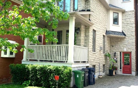 Unique Home - Upper Toronto Beaches in Toronto