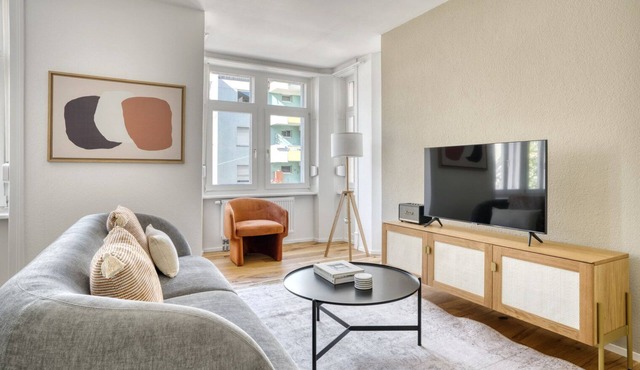 Upscale Gundelingen 4 Room w/W/D & Storage, nr Train Station, by Blueground in Basel