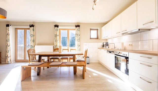 Vacation apartment "Kandahar" - the perfect vacation spot for hikers and skiers! in Garmisch-Partenkirchen