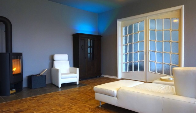 Villa am Wald for groups of up to 26 people - sauna, billiards & campfire idyll in Hann. Münden
