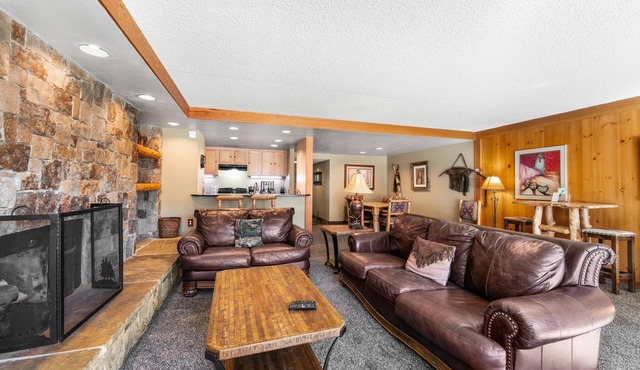 Walking Distance to Keystone Conference Center, Mountain Views in Keystone