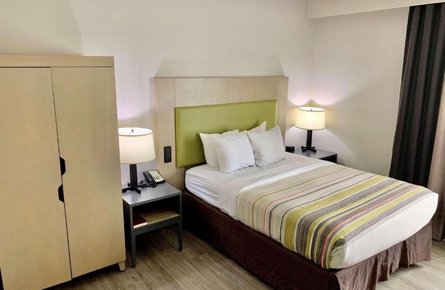 Country Inn 