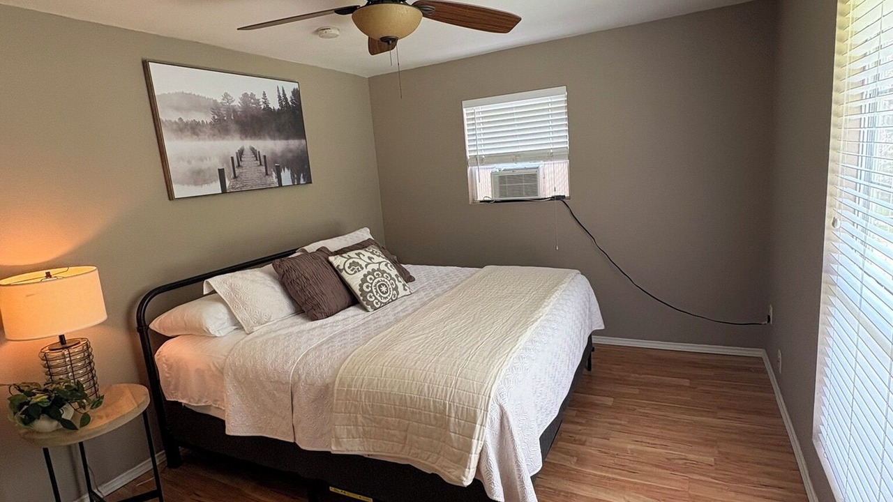 Photo of Bedroom in McQueeney