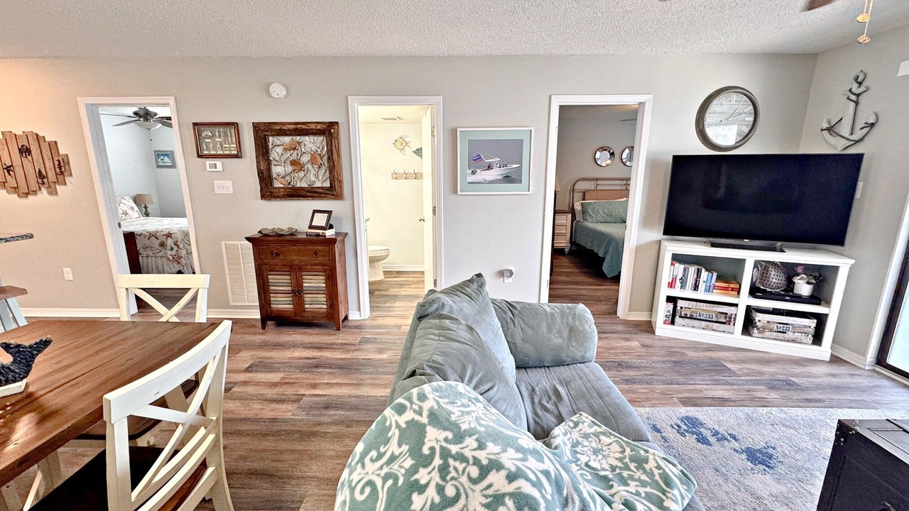 Photo of Livingroom in Orange Beach