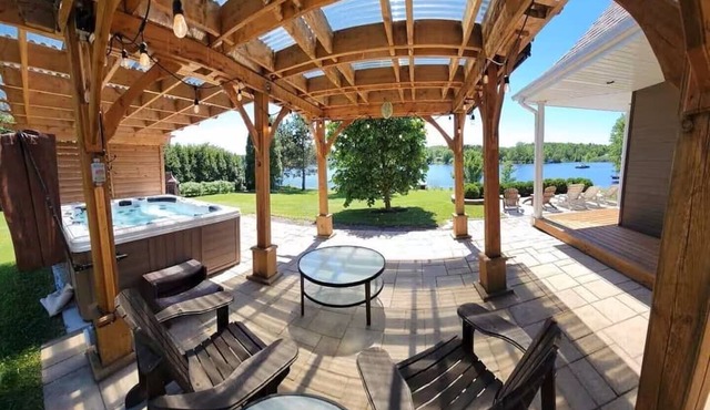Magnifique chalet Lac-Kénogami Saguenay - Chalet AYALA with spa and private beach in Saguenay