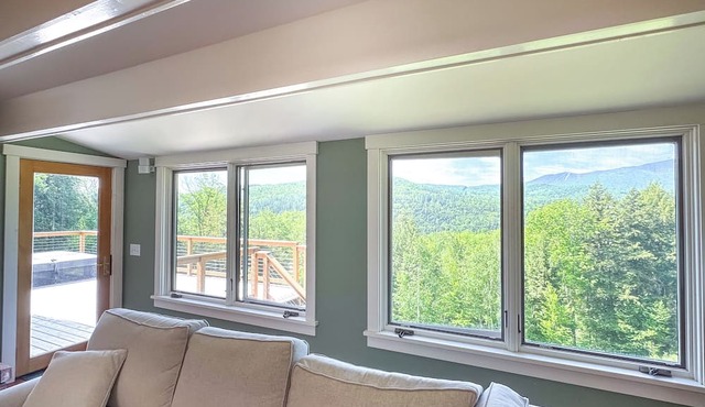 Breathtaking Views 7 Bedroom Estate w/Hot Tub in Waitsfield